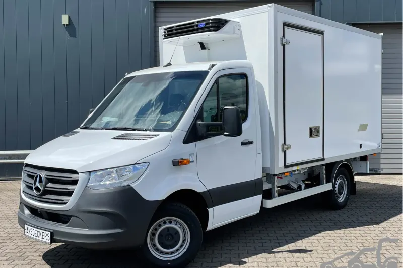 Mercedes-Benz eSprinter (2026)