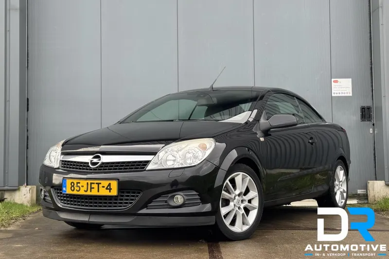 Opel Astra (2009)