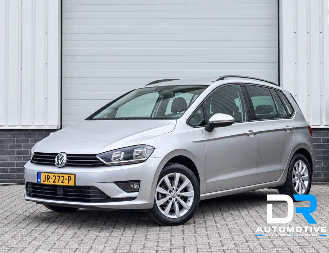Volkswagen Golf Sportsvan (2015) — foto 1