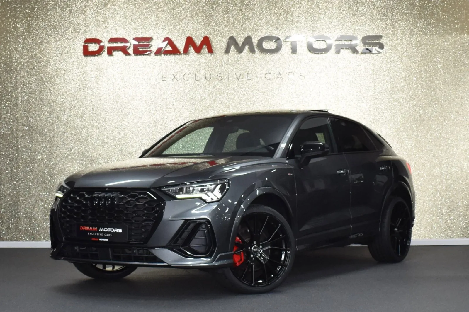 Audi Q3 Sportback (2022) — foto 1