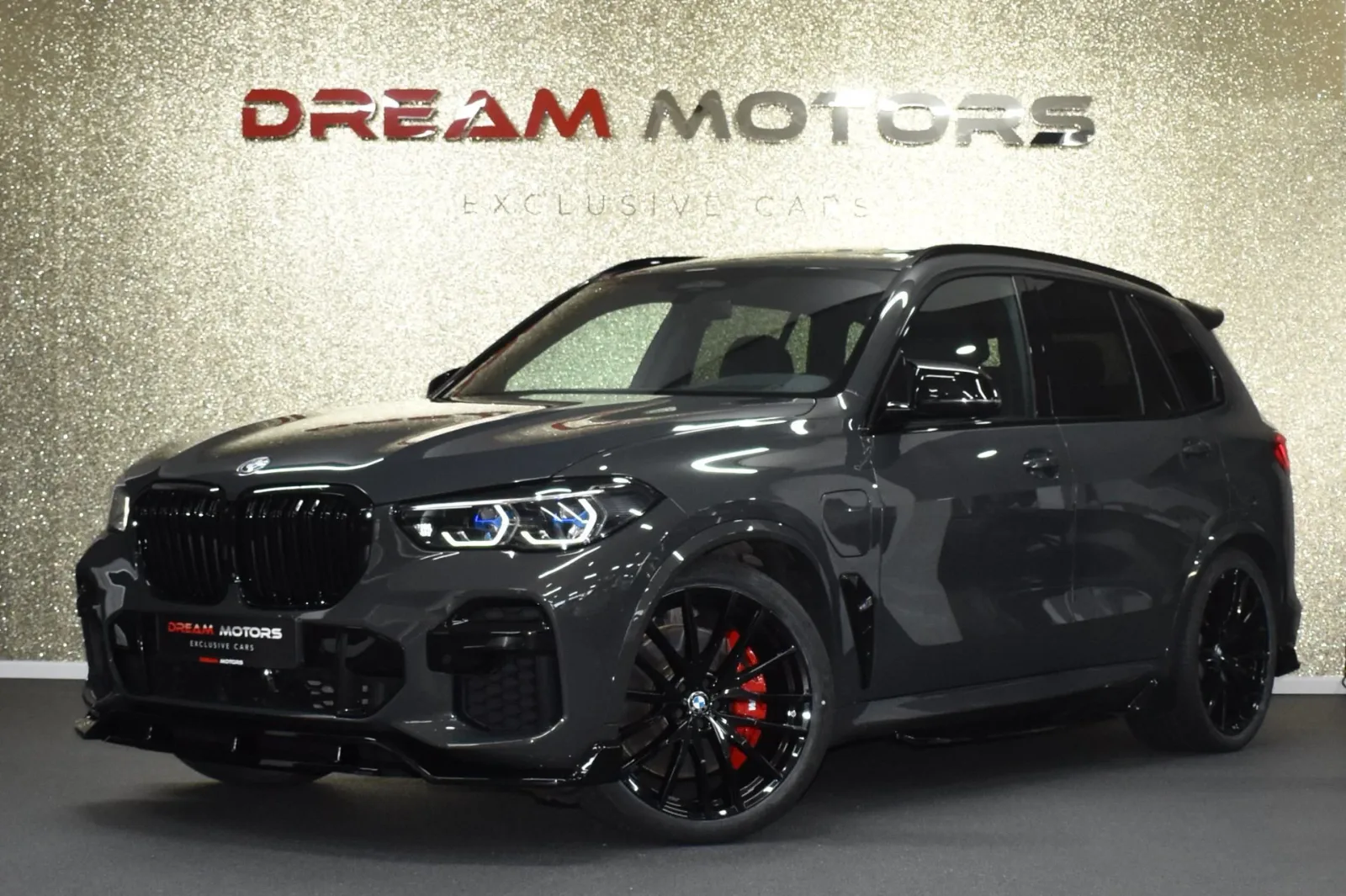 BMW X5 (2021) — foto 1