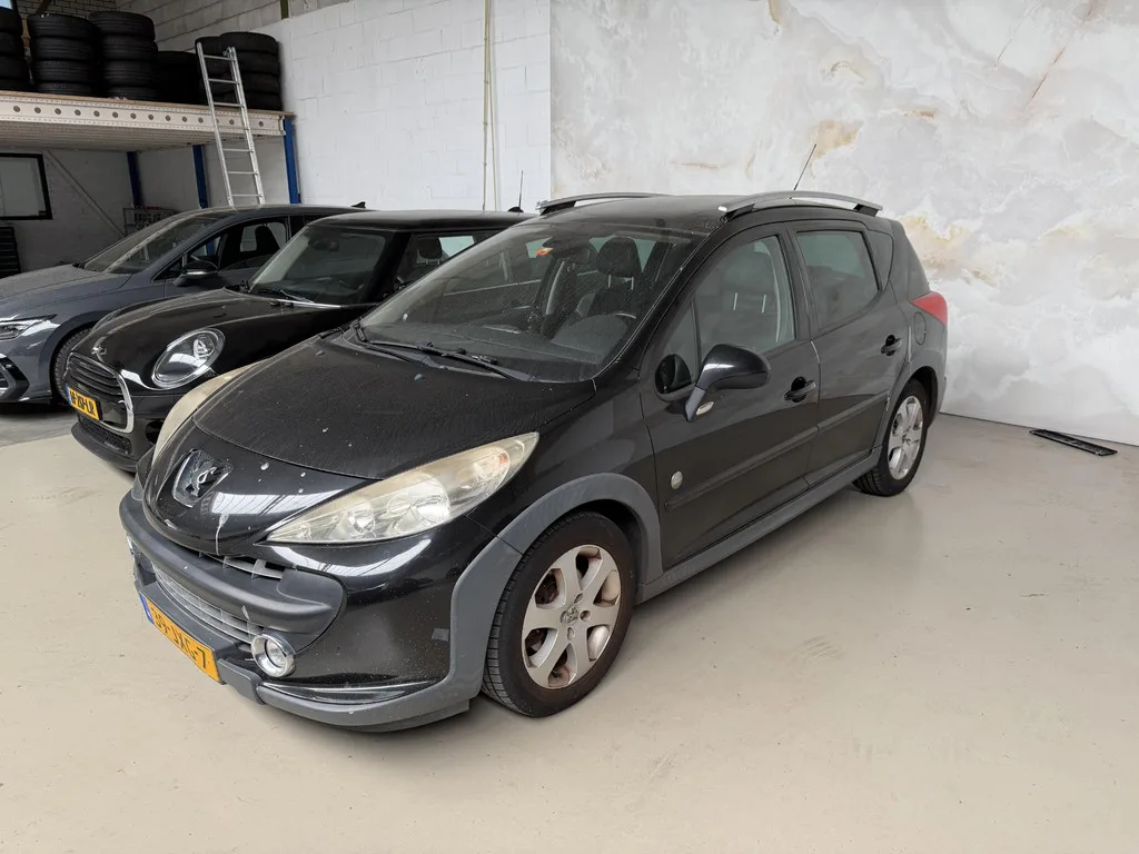 Peugeot 207 (2009) — foto 1
