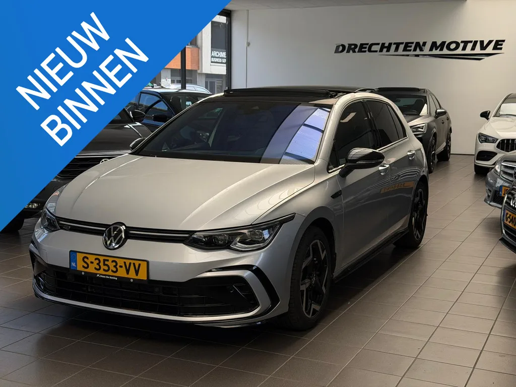 Volkswagen Golf (2022) — foto 1