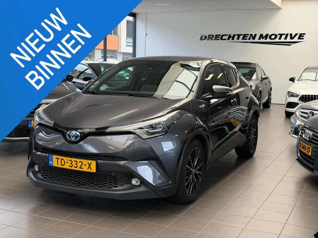 Toyota C-HR (2018) — foto 1