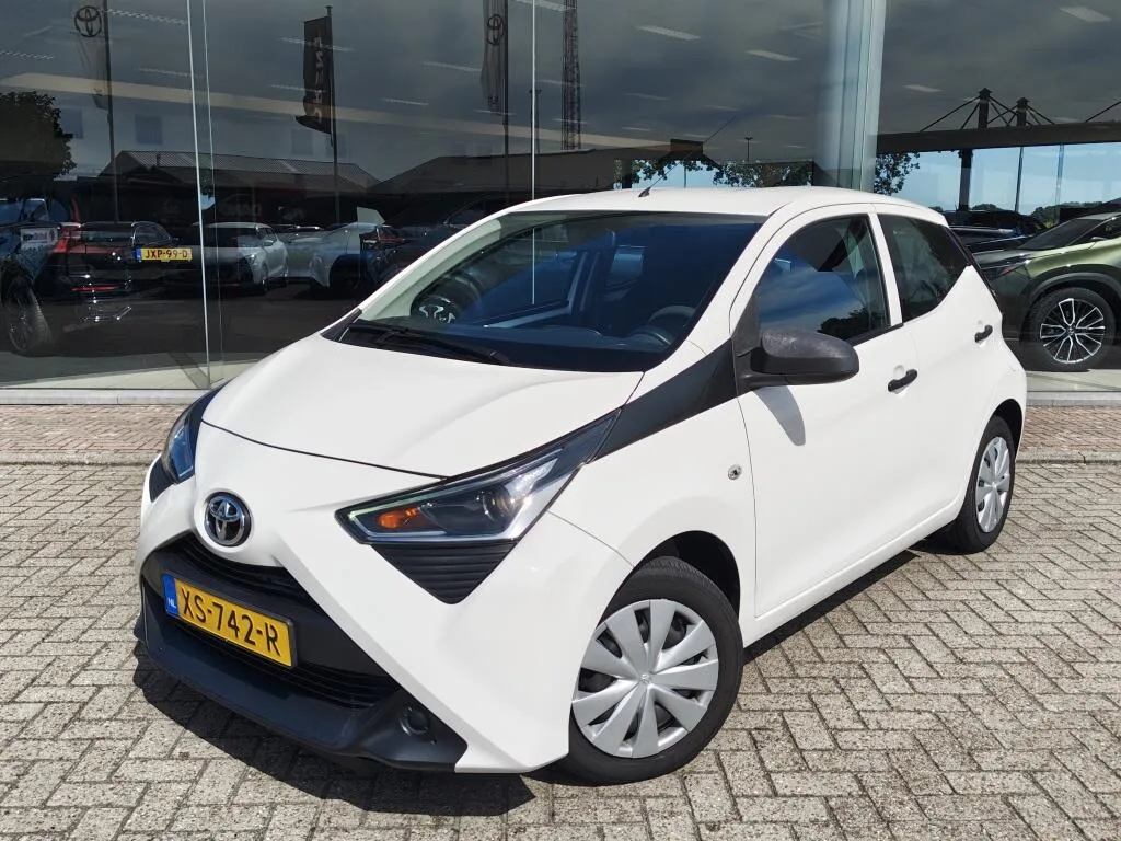 Toyota Aygo (2019) — foto 1