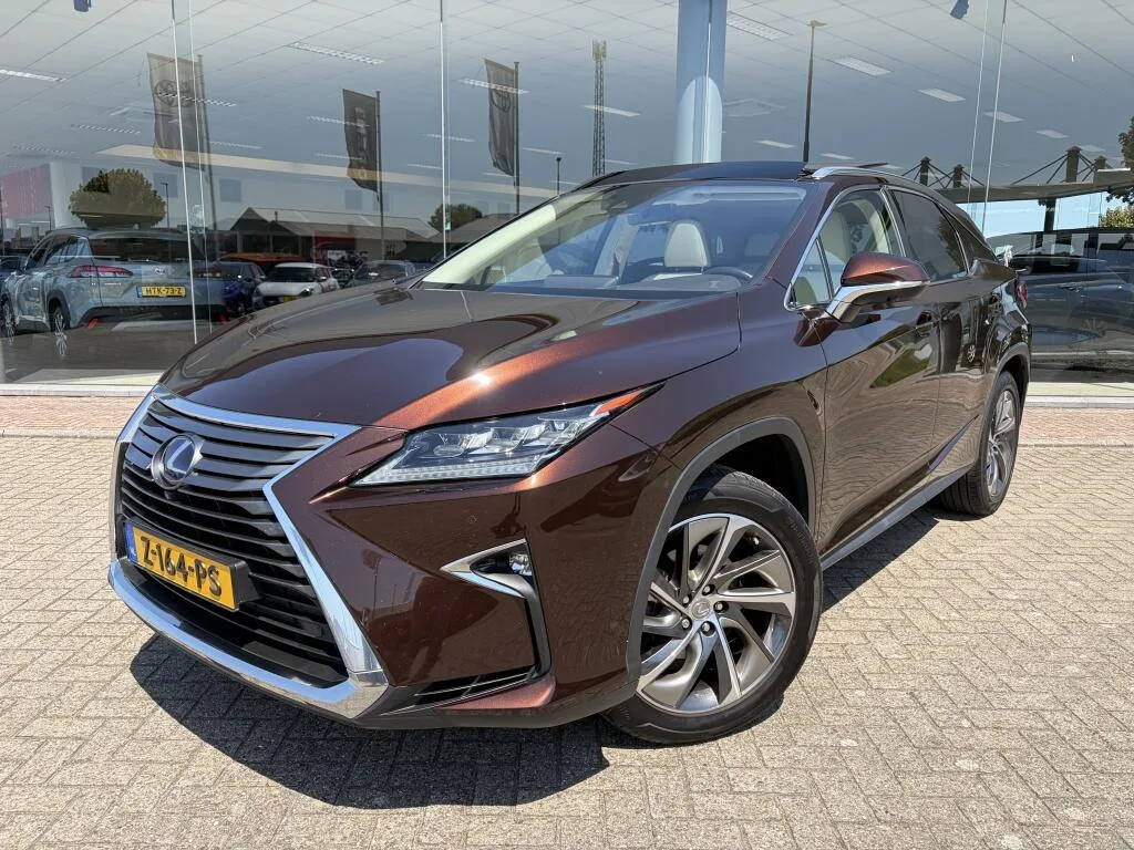 Lexus RX (2017) — foto 1