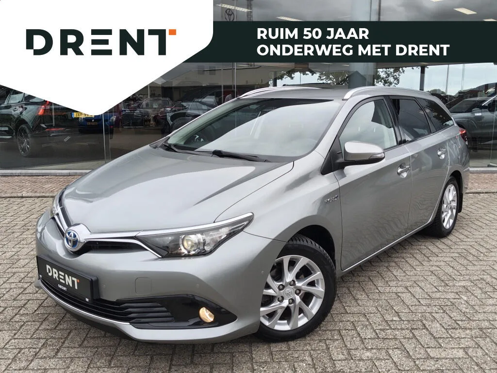 Toyota Auris (2018) — foto 1