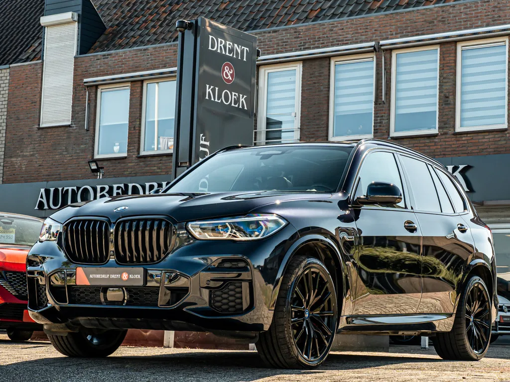 BMW X5 (2023) — foto 1
