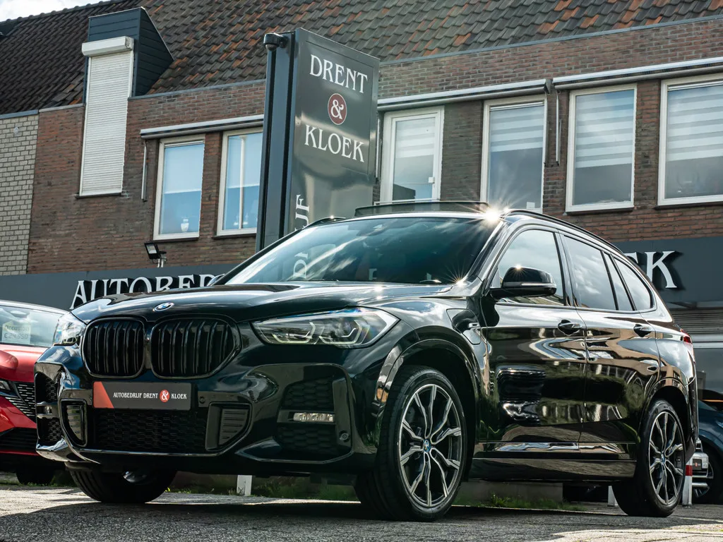 BMW X1 (2022) — foto 1