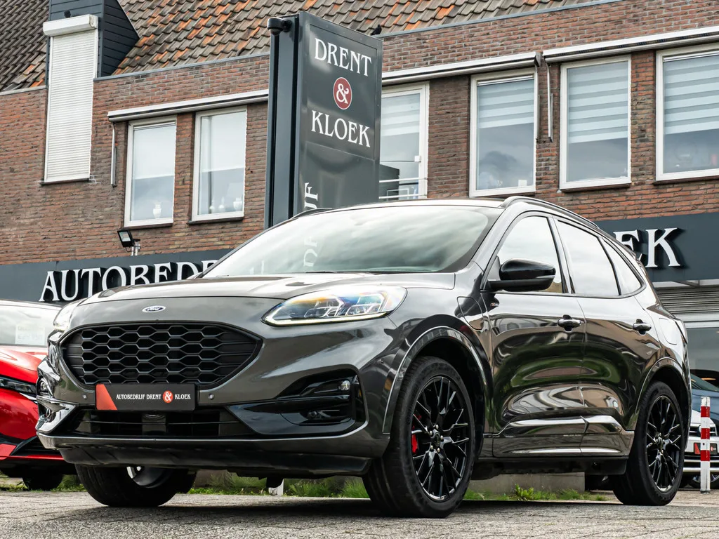 Ford Kuga (2023) — foto 1