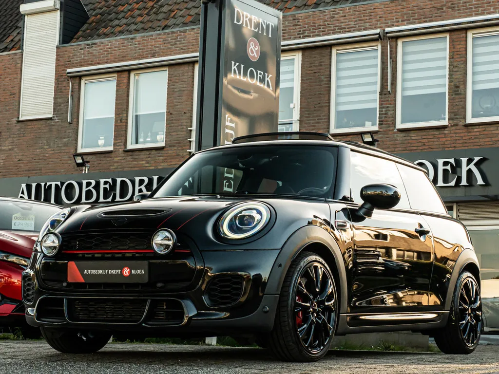 MINI John Cooper Works (2020) — foto 1