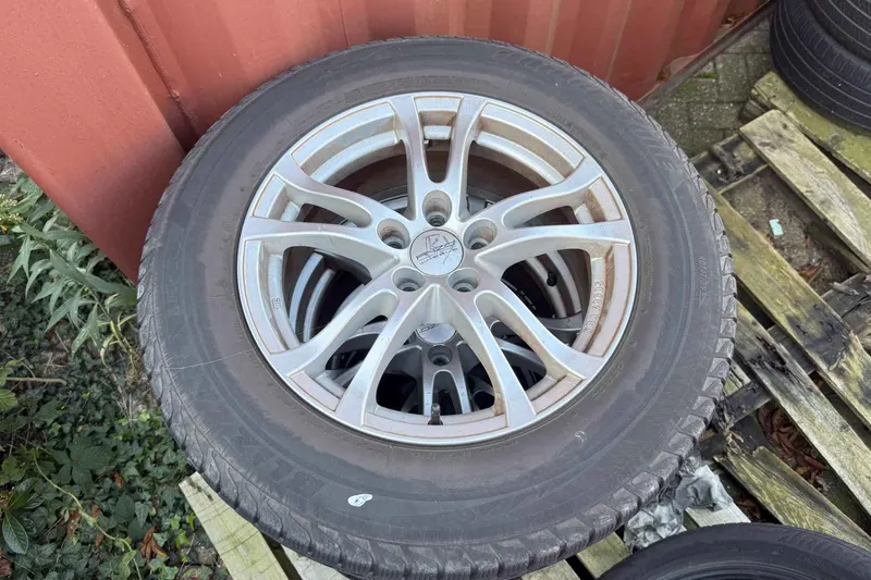 Bridgestone Blizzak (0)