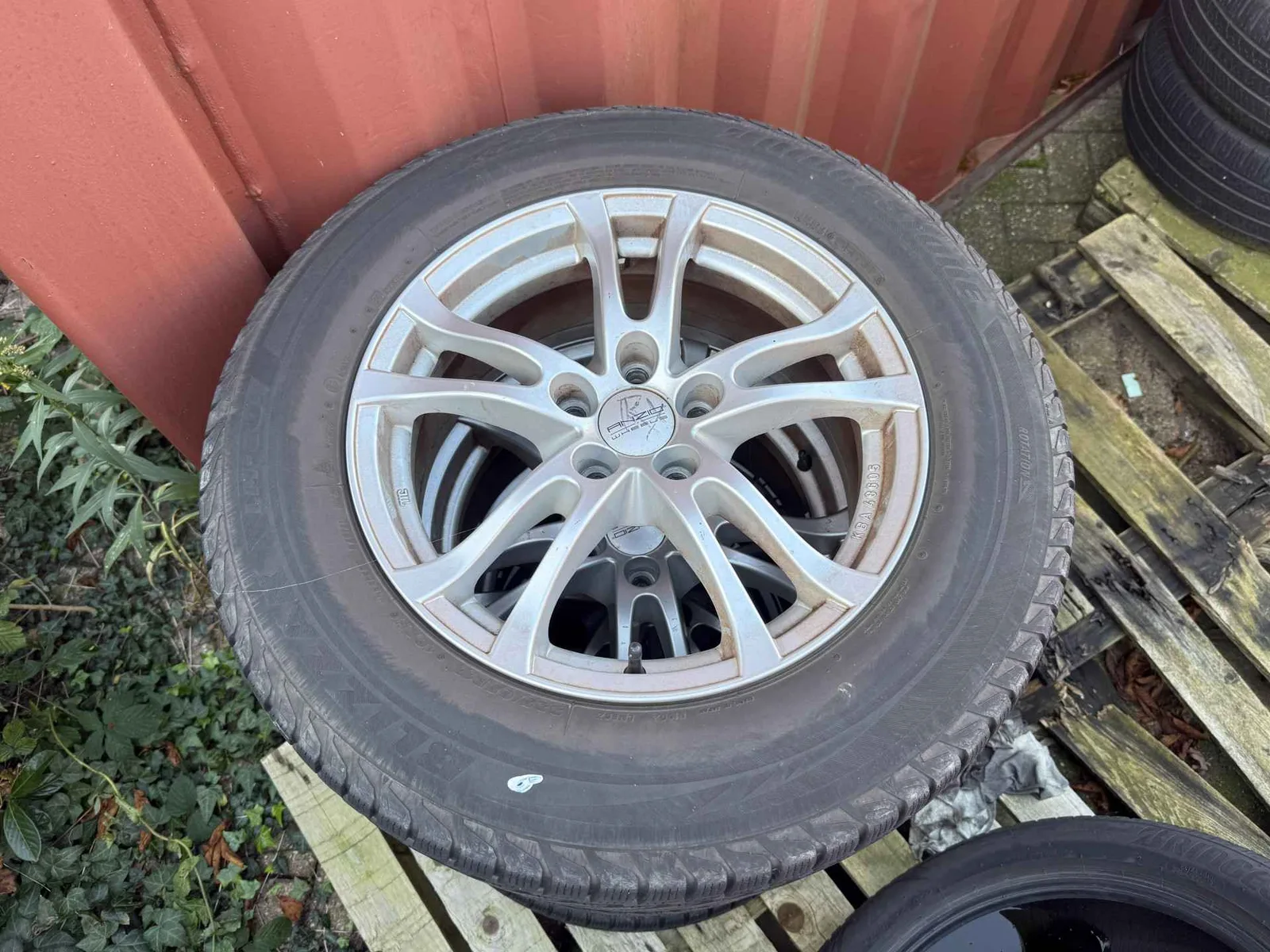 Bridgestone Blizzak (0) — foto 1