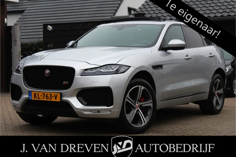 Jaguar F-Pace (2016)