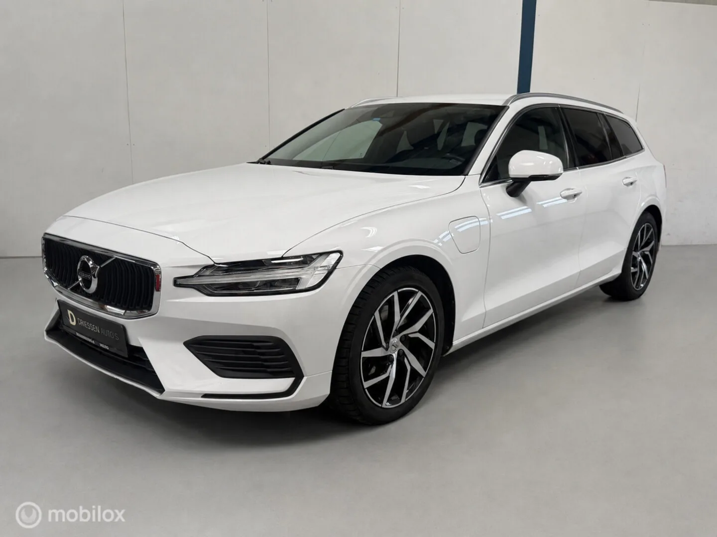 Volvo V60 (2019) — foto 1