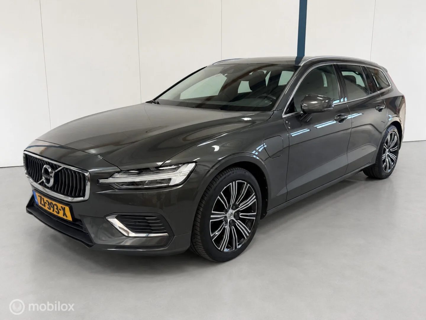 Volvo V60 (2019) — foto 1
