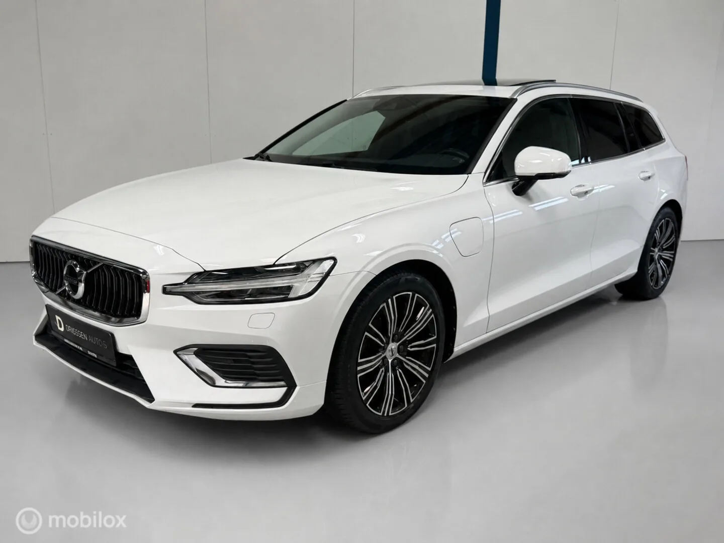 Volvo V60 (2019) — foto 1