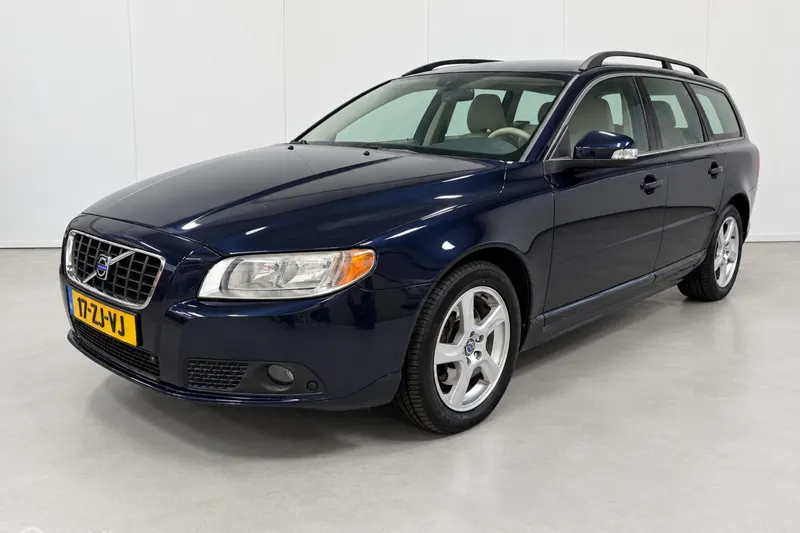 Volvo V70 (2008)