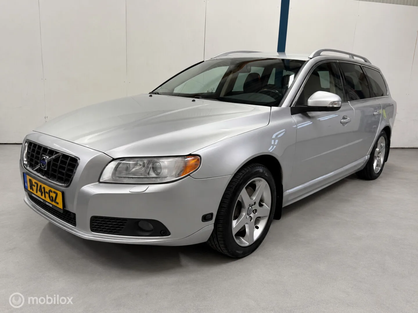 Volvo V70 (2008) — foto 1