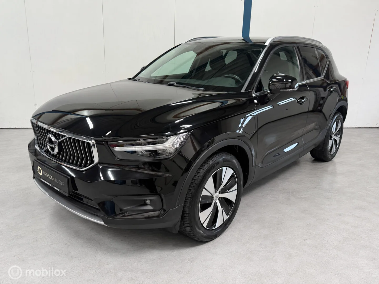 Volvo XC40 (2020) — foto 1