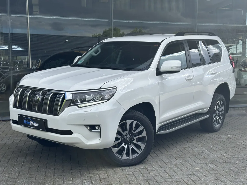 Toyota Land Cruiser (2024) — foto 1