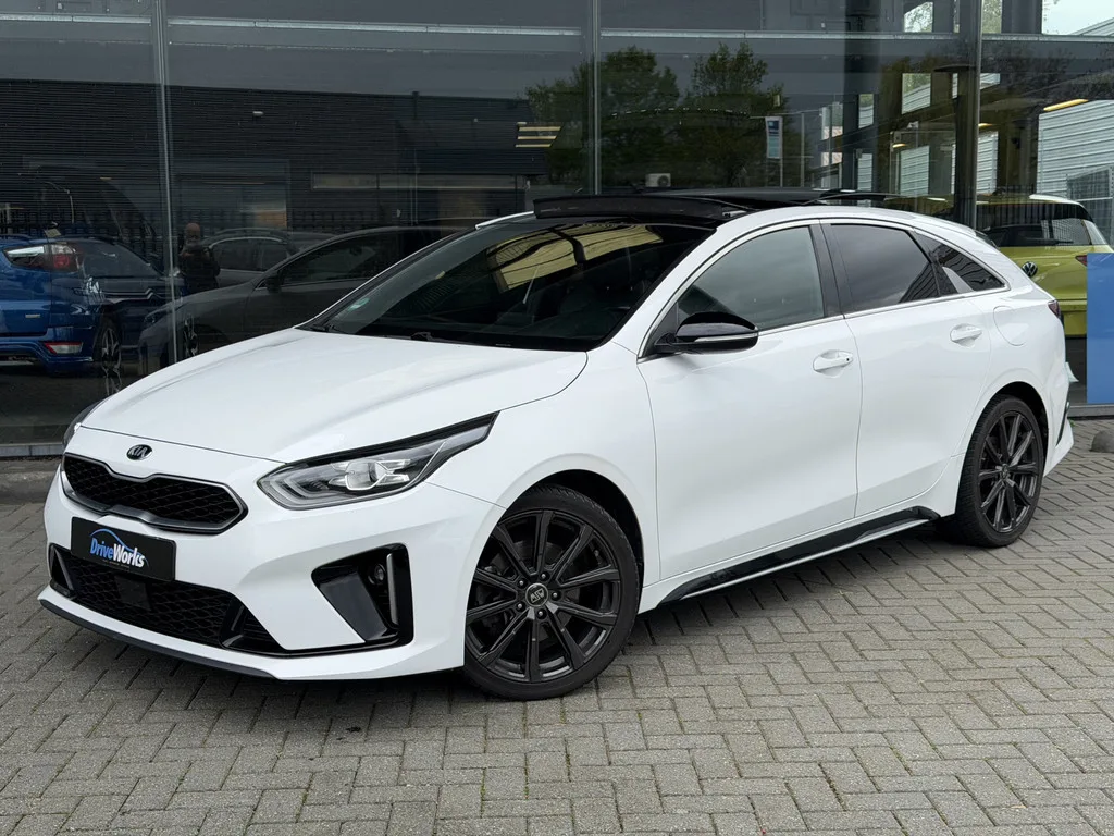 Kia ProCeed (2019) — foto 1