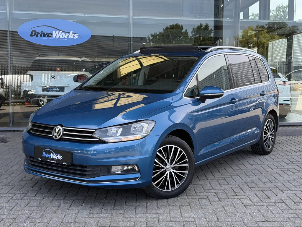 Volkswagen Touran (2016) — foto 1