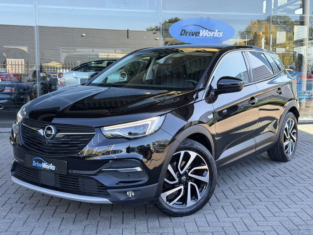 Opel Grandland (2019) — foto 1