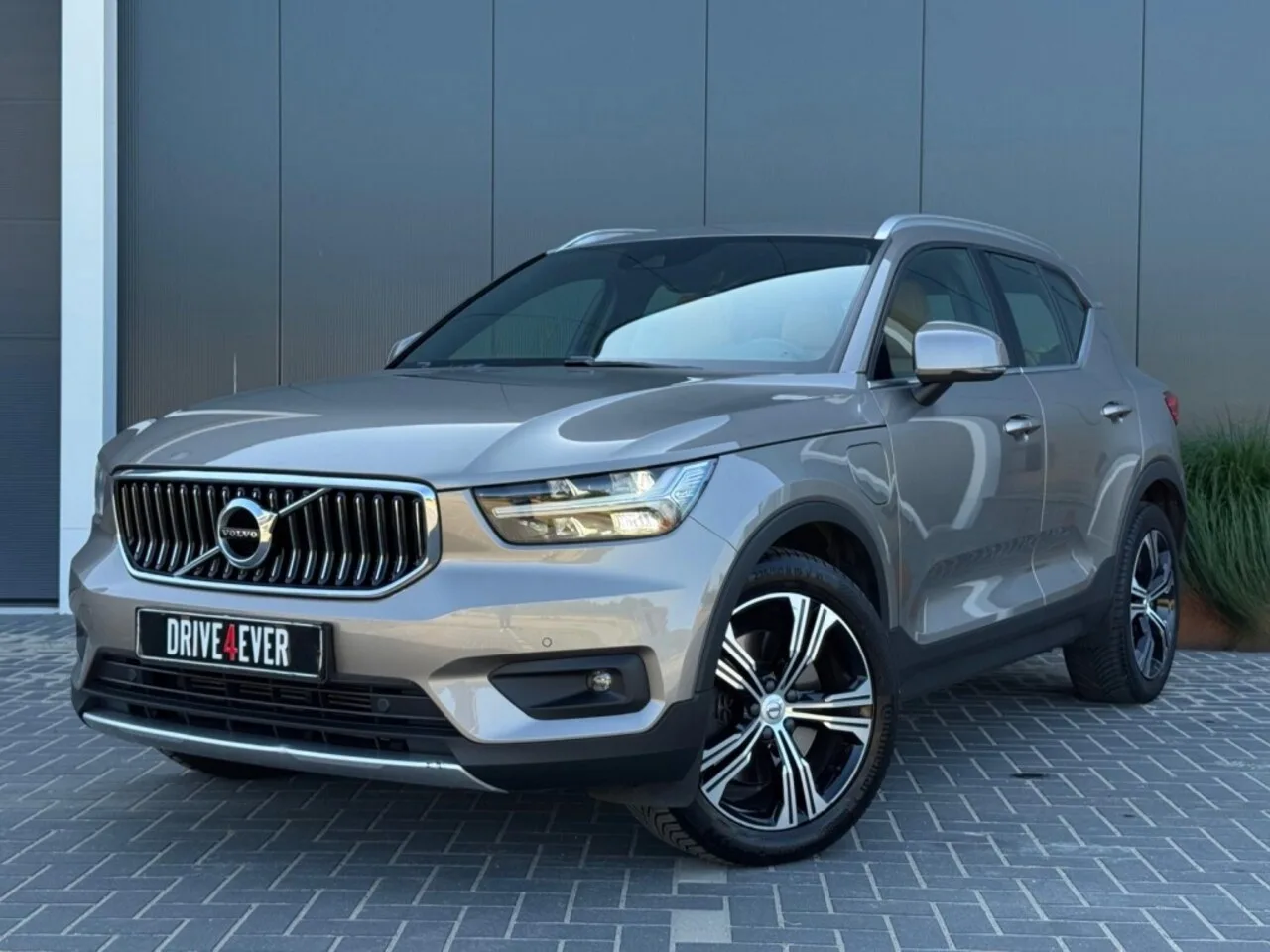 Volvo XC40 (2020) — foto 1