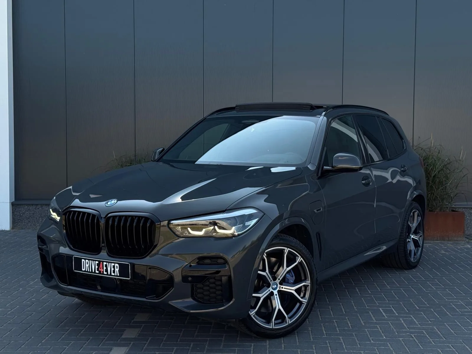 BMW X5 (2023) — foto 1