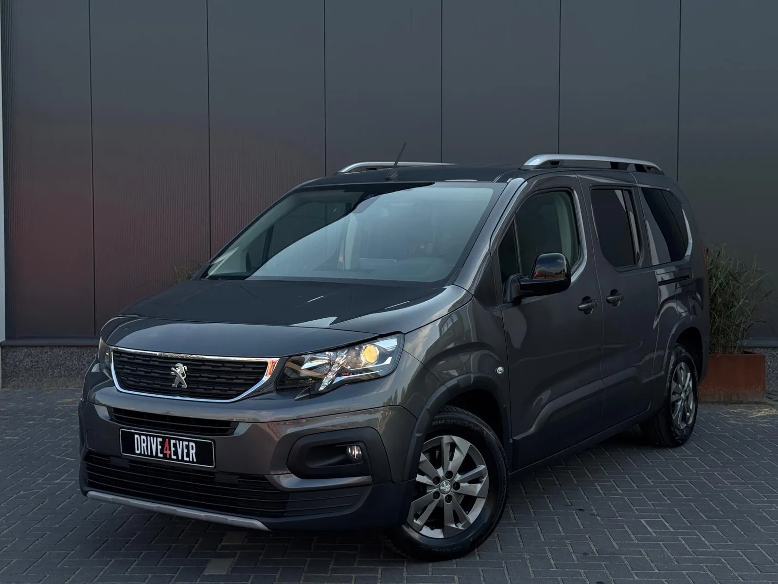 Peugeot Rifter (2022) — foto 1