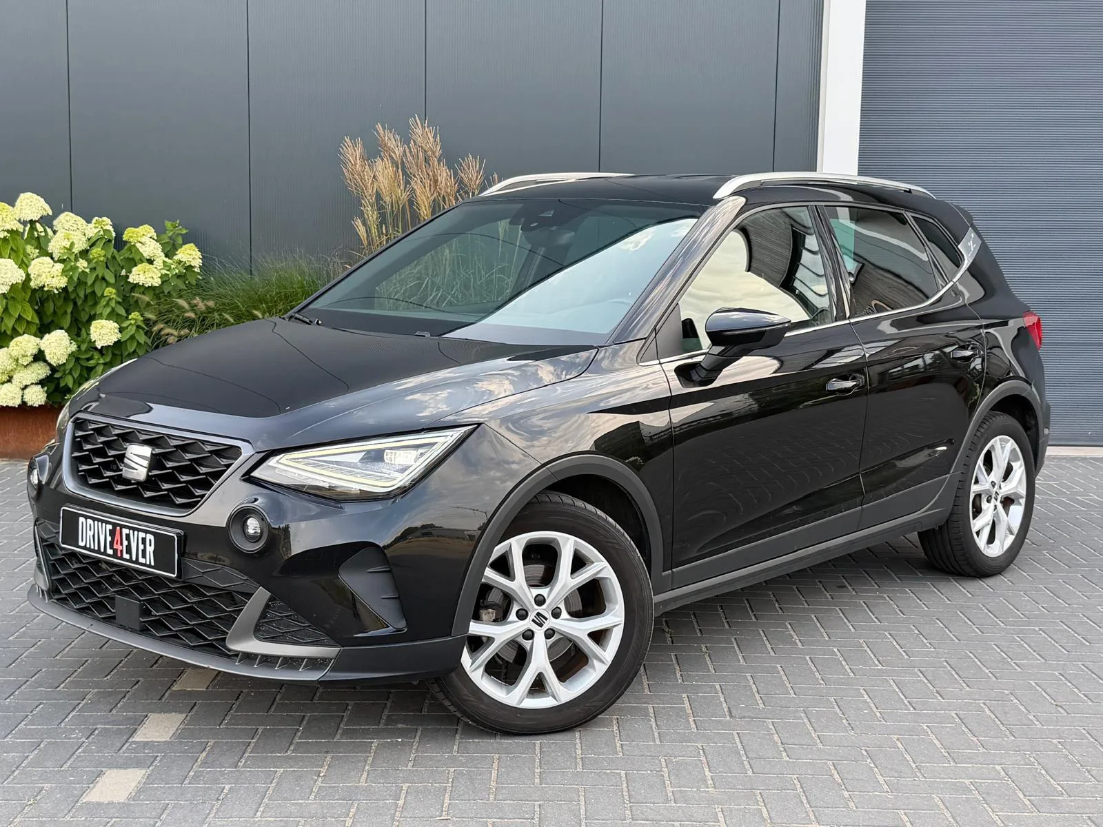 SEAT Arona (2023) — foto 1