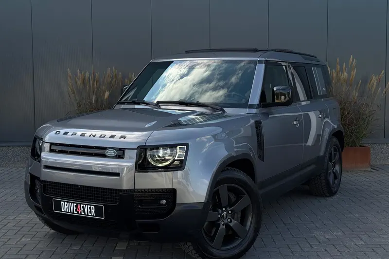 Land Rover Defender (2021)