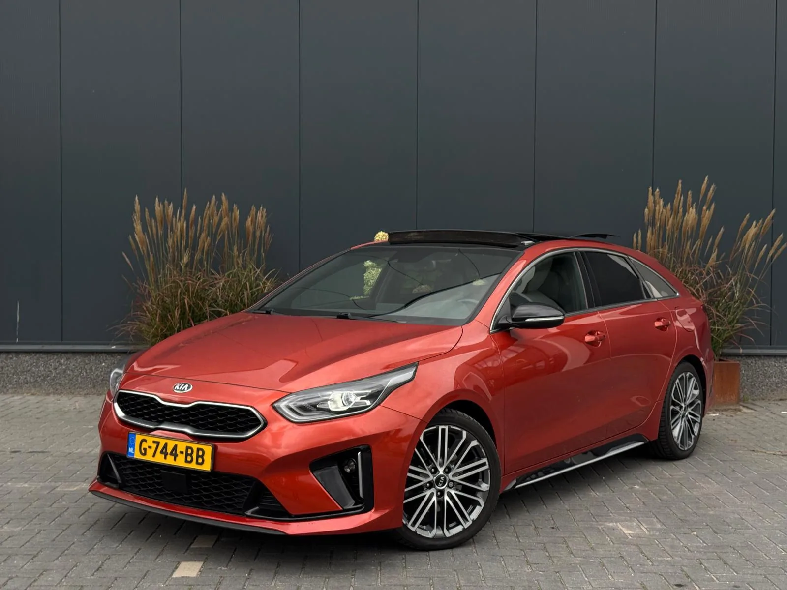 Kia ProCeed (2019) — foto 1