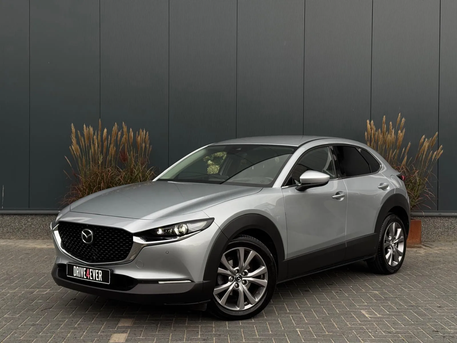 Mazda CX-30 (2019) — foto 1