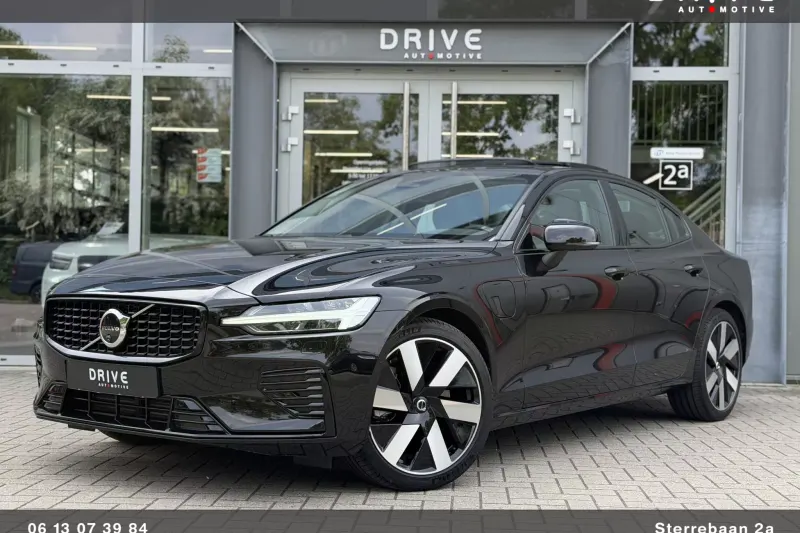 Volvo S60 (2025)