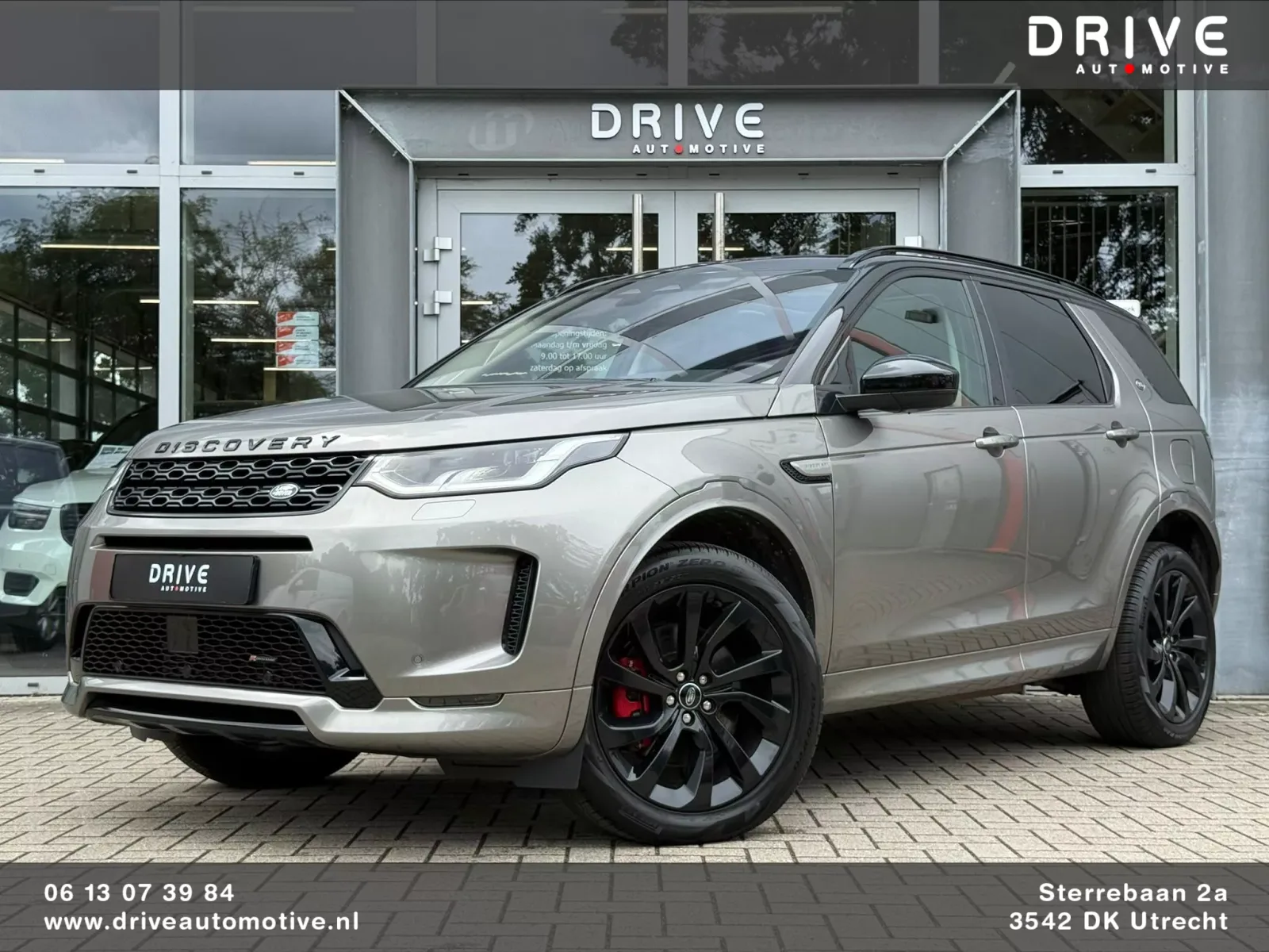 Land Rover Discovery Sport (2023) — foto 1