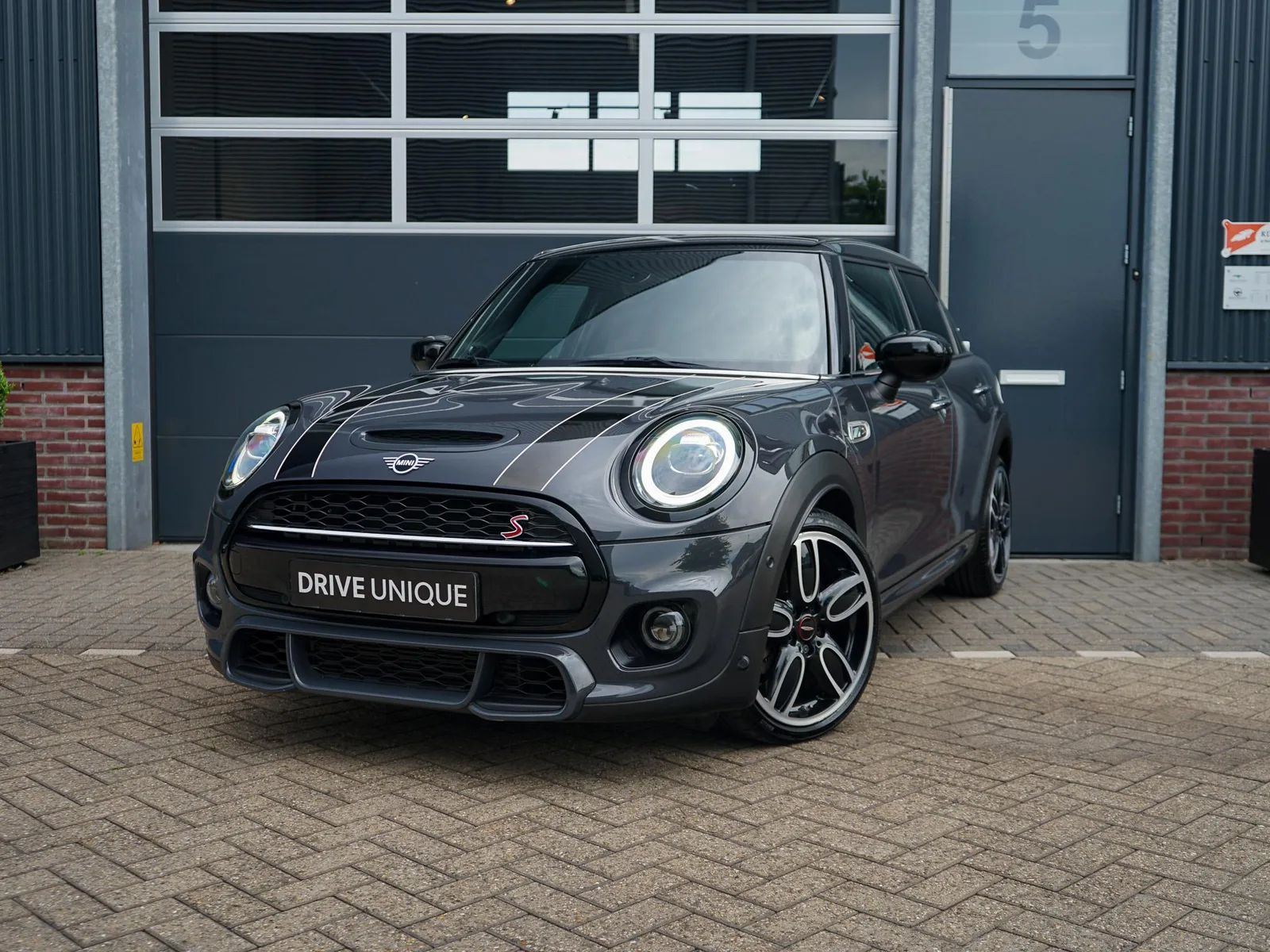 MINI Cooper S (2021) — foto 1