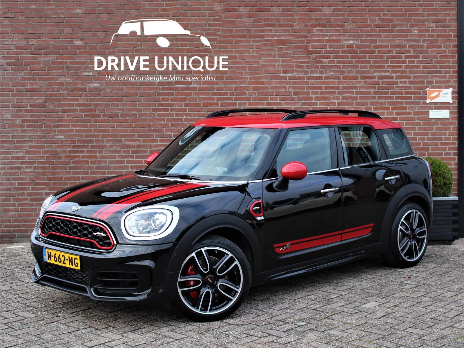 MINI John Cooper Works (2018) — foto 1