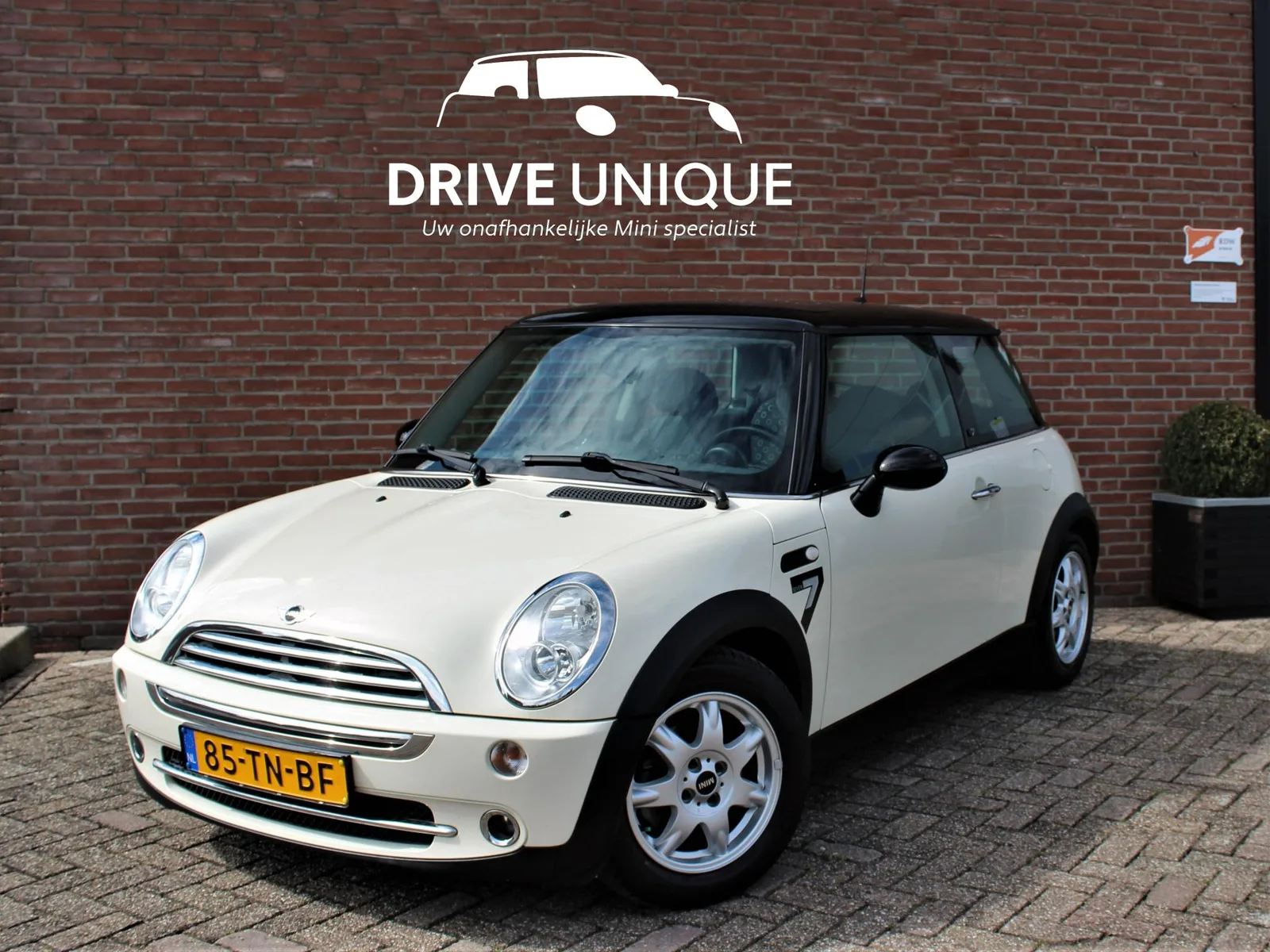 MINI  (2006) — foto 1