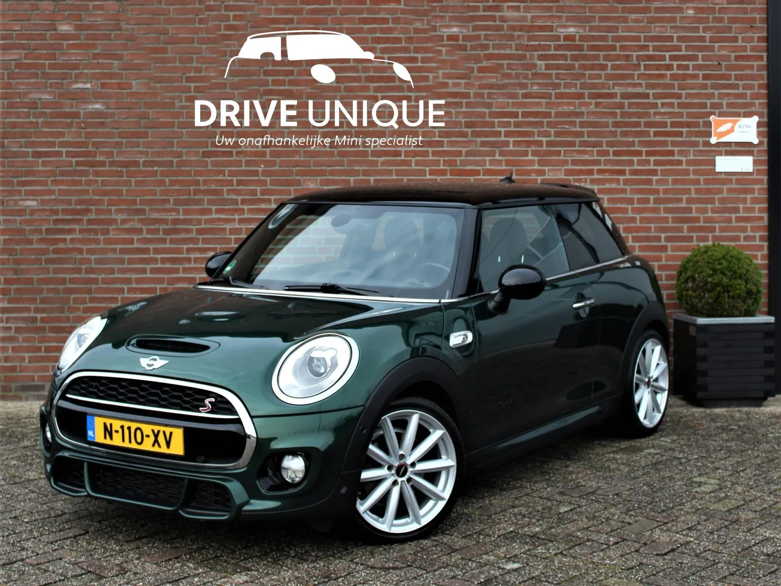 MINI Cooper S (2015) — foto 1