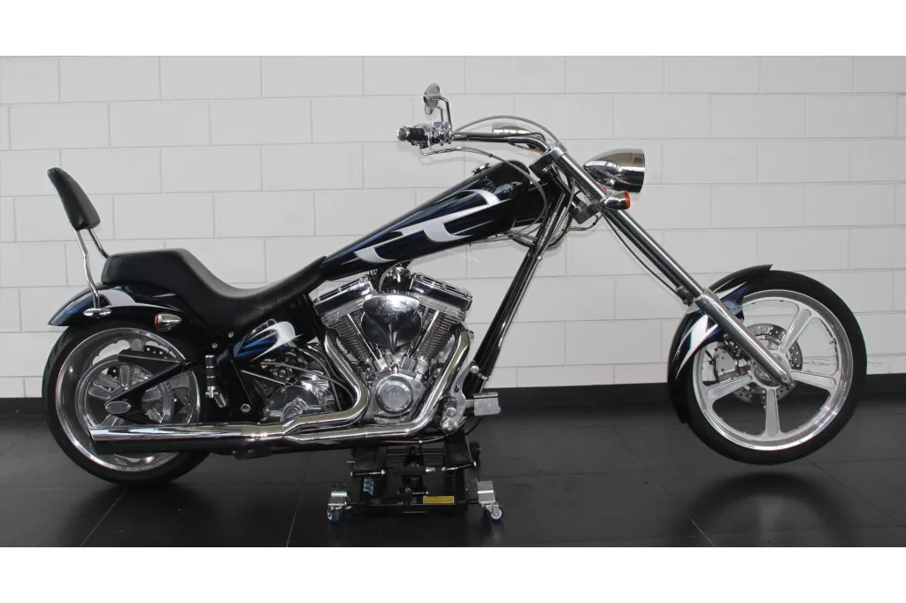 Harley-Davidson Softail (2005) — foto 1