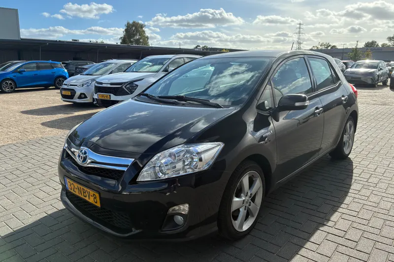 Toyota Auris (2010)