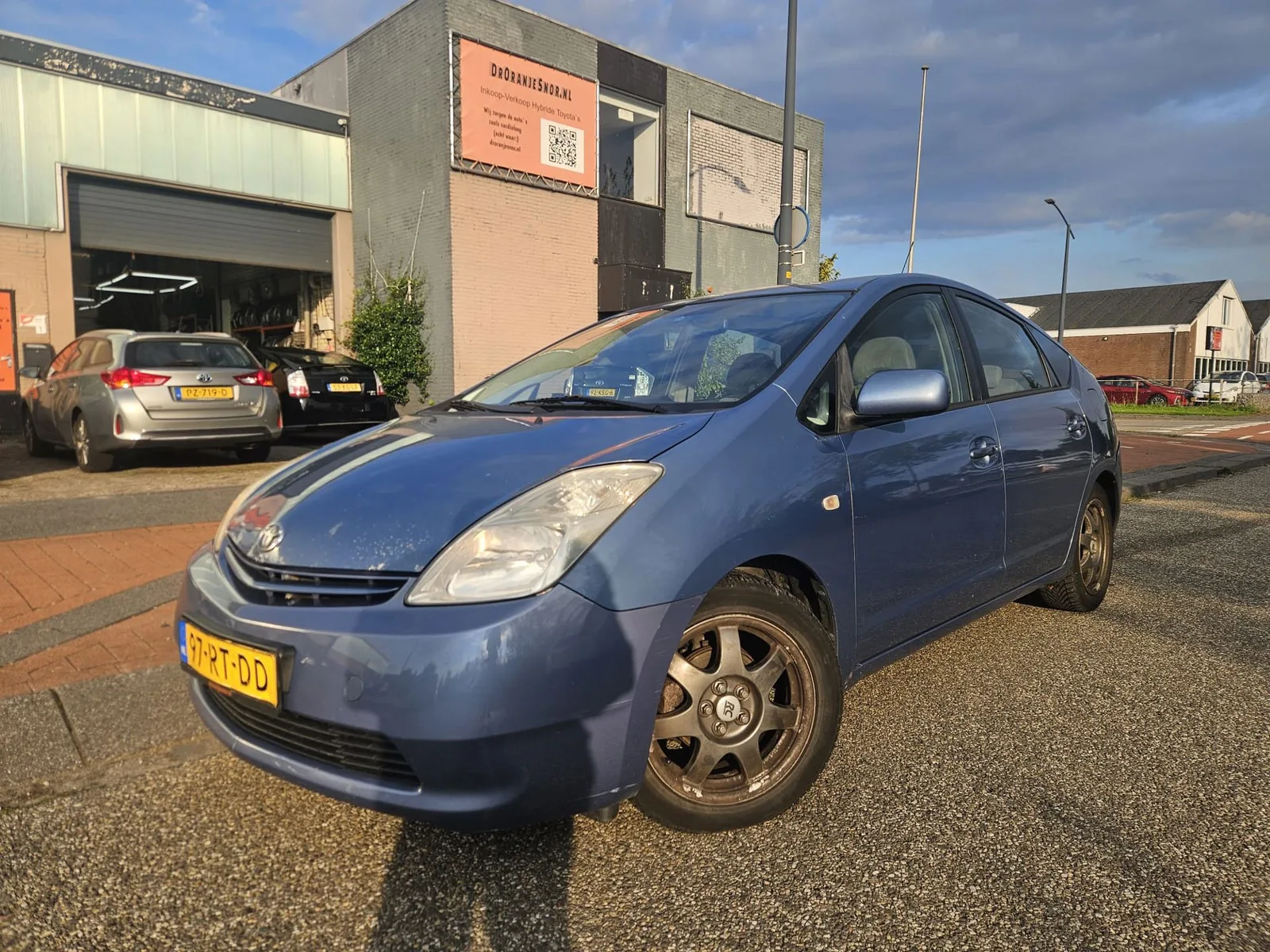 Toyota Prius (2005) — foto 1