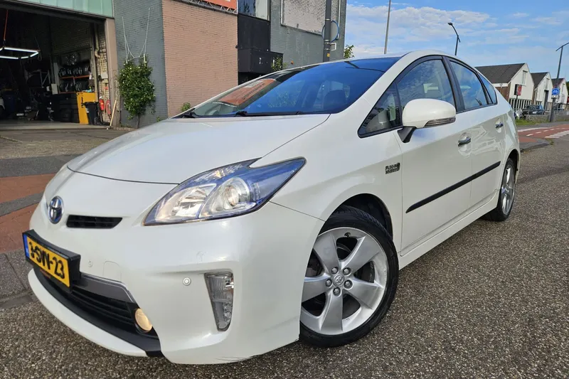 Toyota Prius (2013)