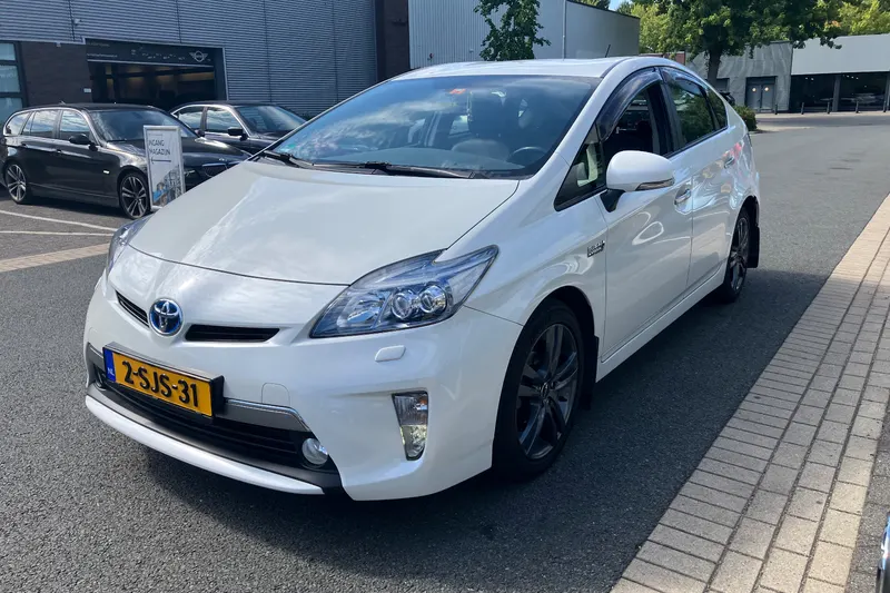 Toyota Prius (2013)