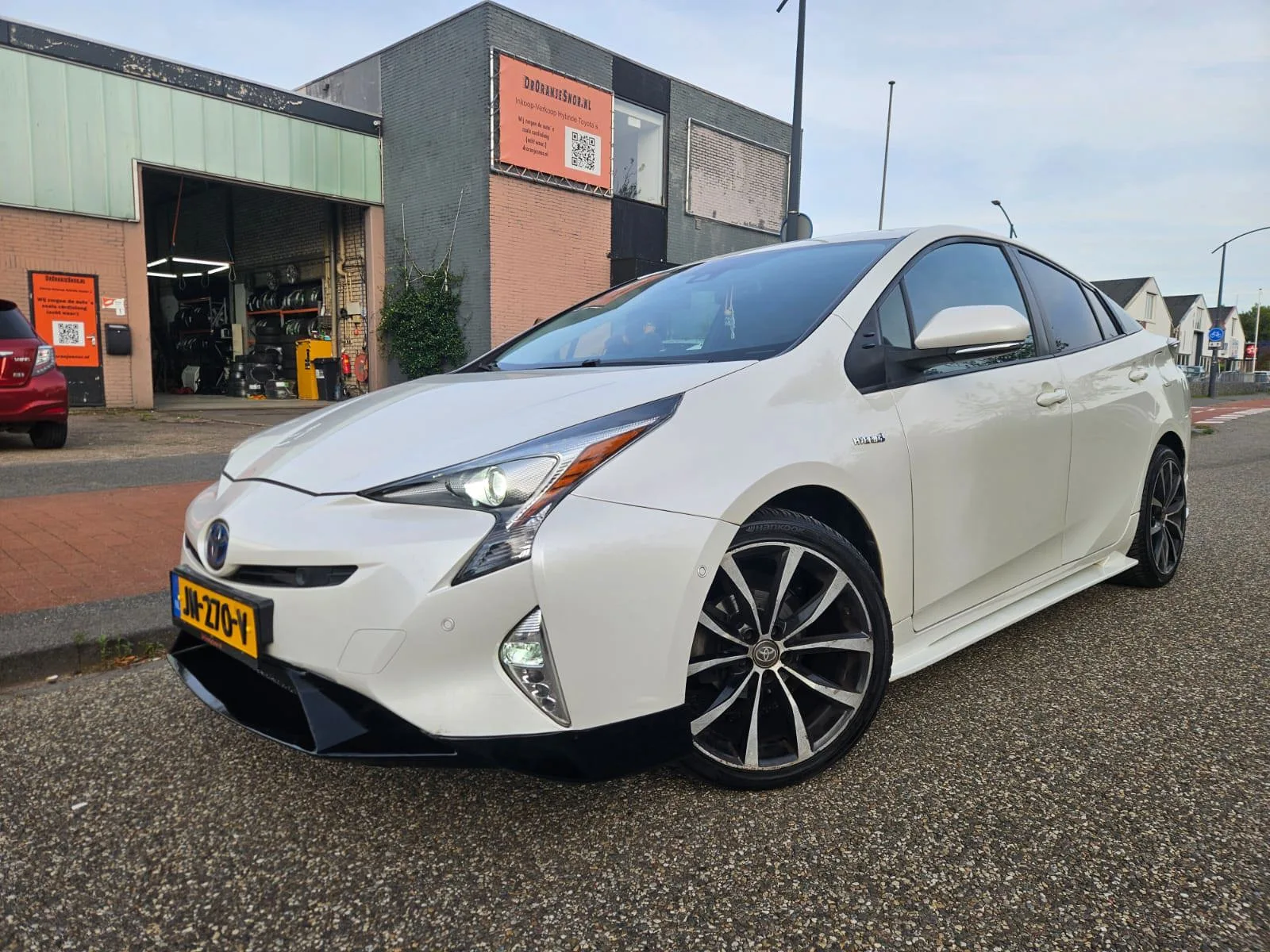 Toyota Prius (2016) — foto 1