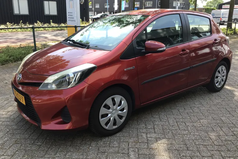 Toyota Yaris (2012)