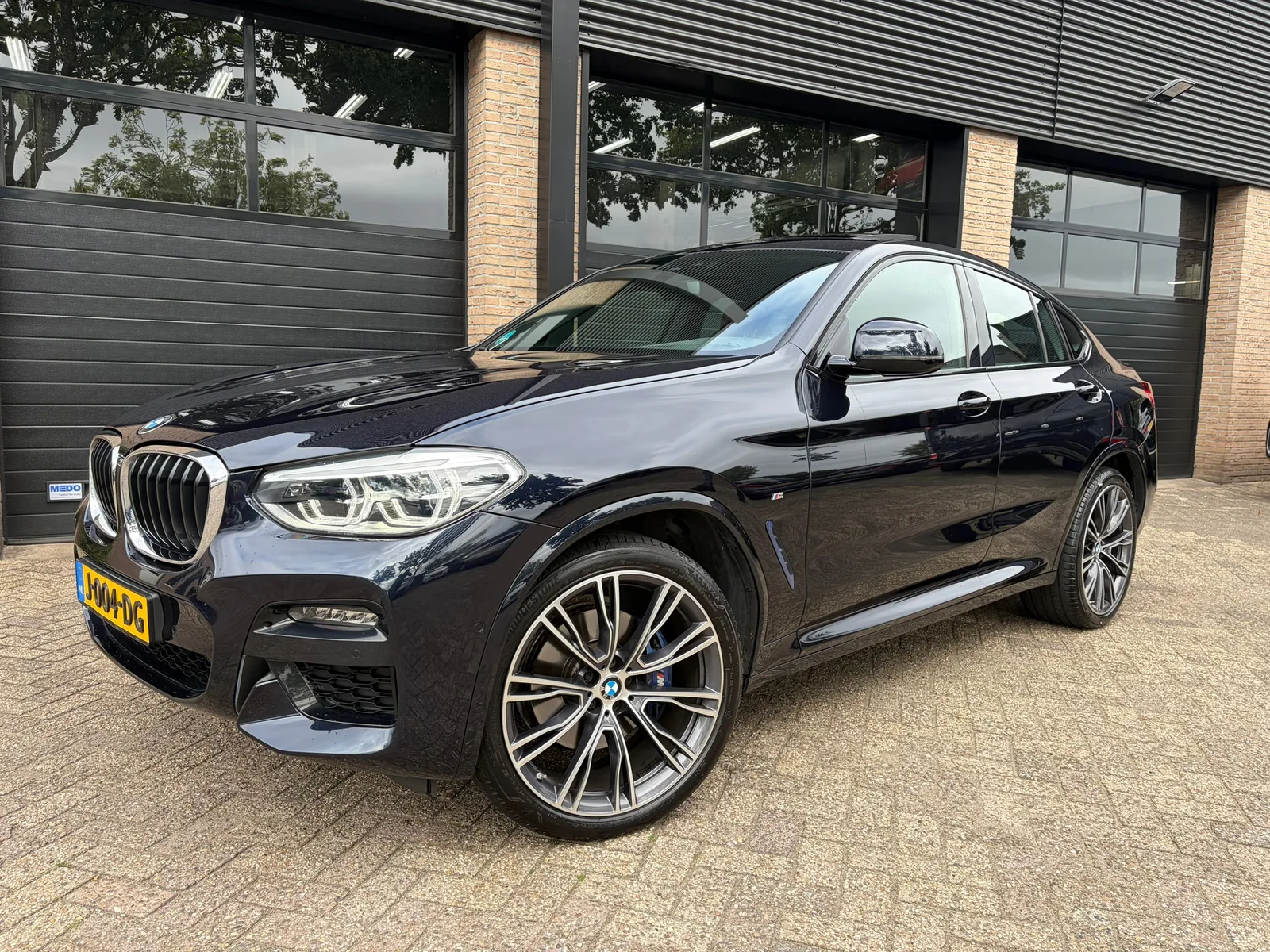 BMW X4 (2020) — foto 1