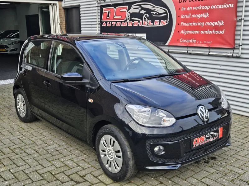 Volkswagen Up! (2014) — foto 1